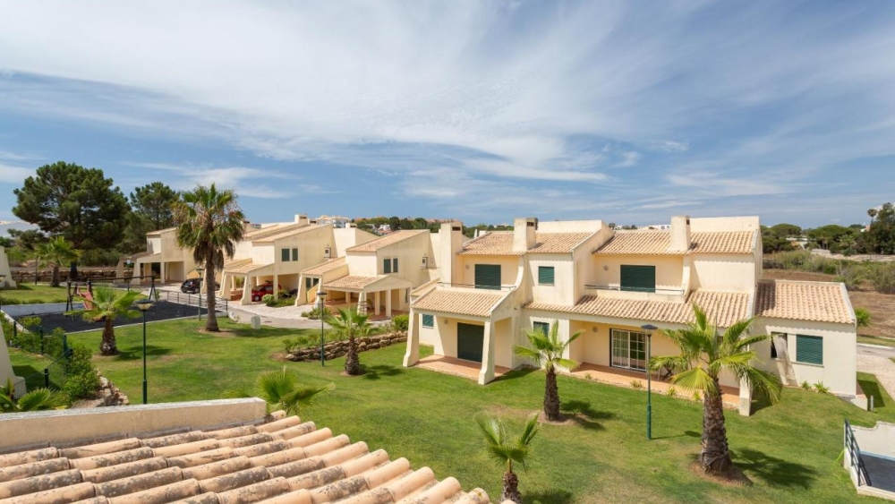 Glenridge Beach and Golf Resort