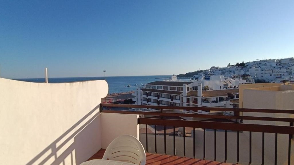 Apartamentos Montramar