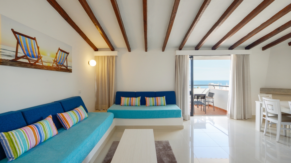 3HB Golden Beach